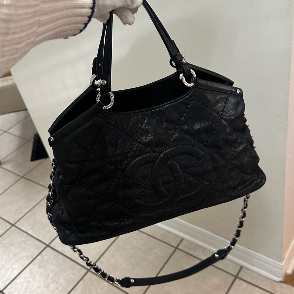 CHANEL
2013 Wild Stitch two-way bag - Picture 4 of 17